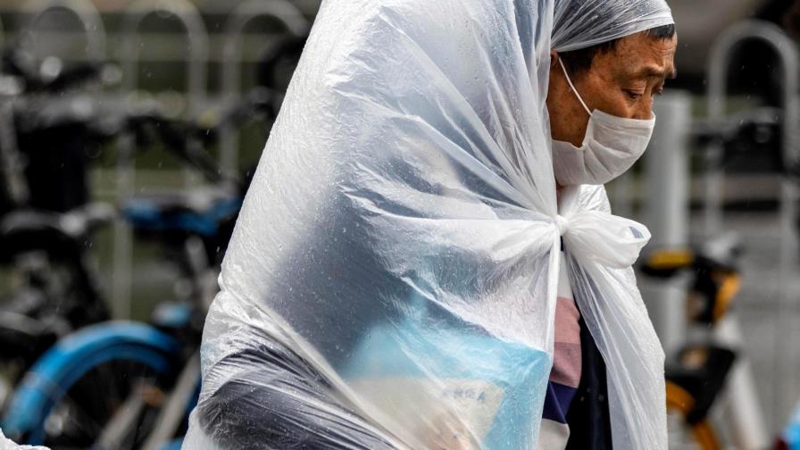 China no registra muertos por COVID-19 y rebaja sus casos graves a 211 China no registra muertos por COVID-19 y rebaja sus casos graves a 211