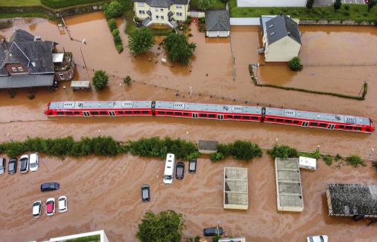 Inundaciones en Europa: más de 110 muertos, sigue búsqueda