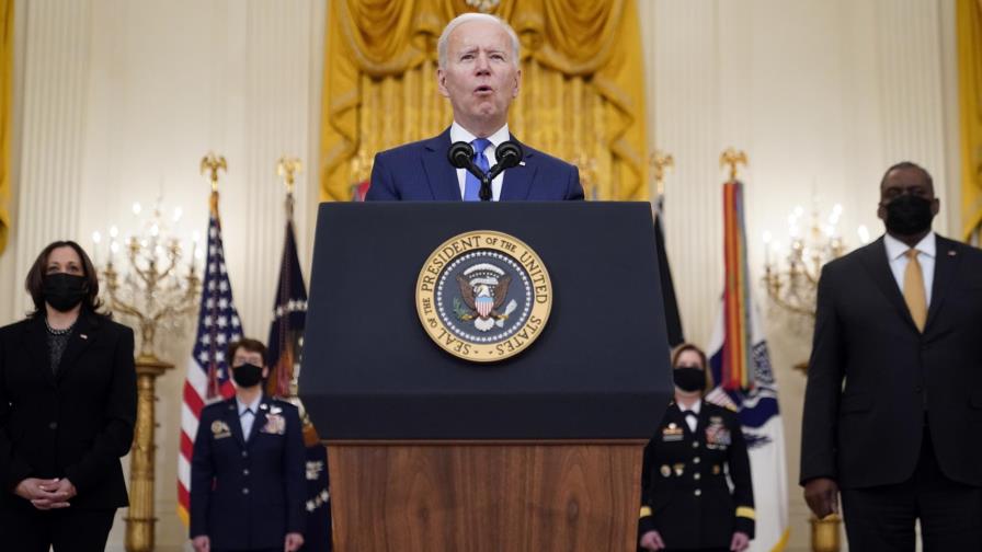 Biden cambiaría manejo de mala conducta en universidades