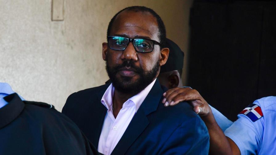 Posponen inicio de juicio de fondo contra Pablo Ross por abuso a hijastra 