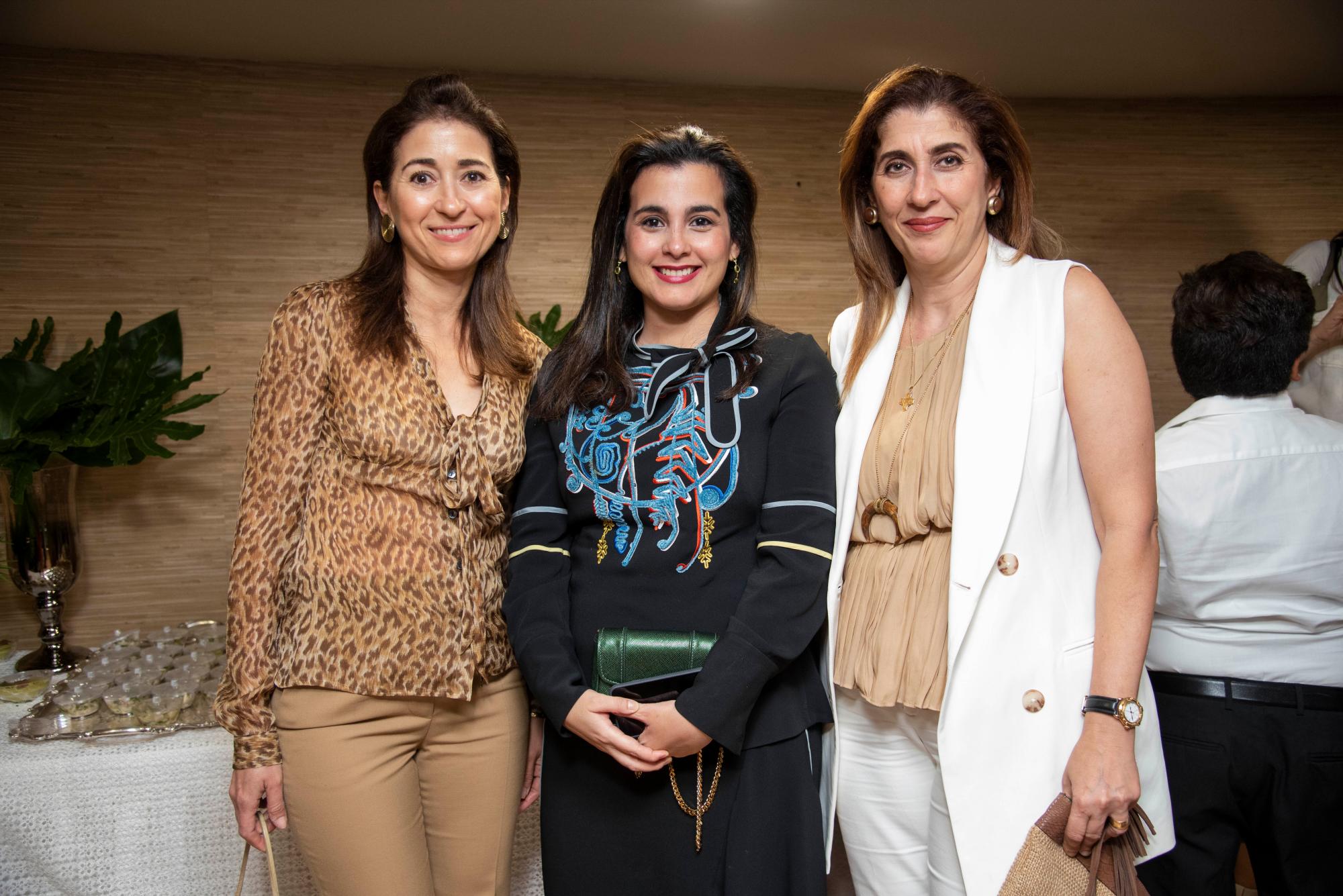 Liza Bonetti, Alejandra Bonetti y Desire Binetti.