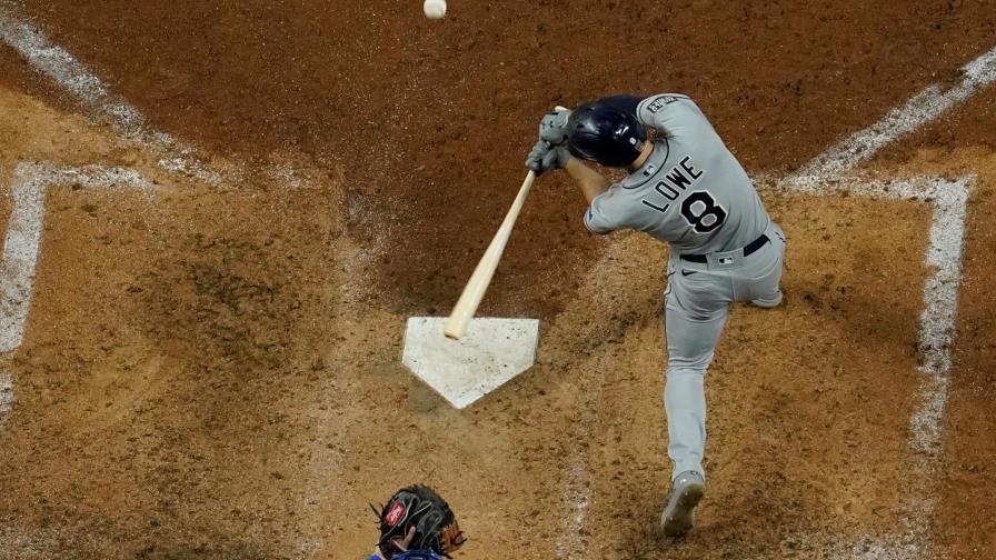 Lowe pega dos jonrones y Rays igualan la Serie Mundial con Dodgers