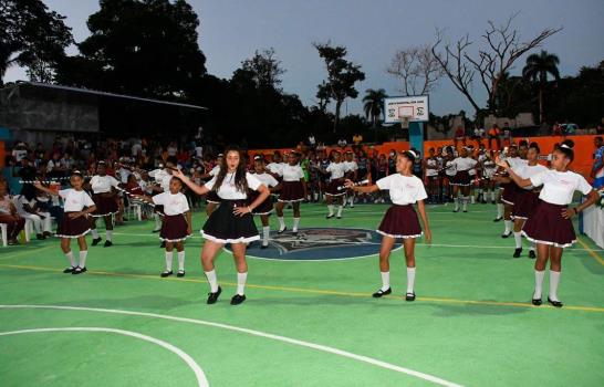 Inauguran torneo navideño de baloncesto y voleibol en Don Juan de Monte Plata