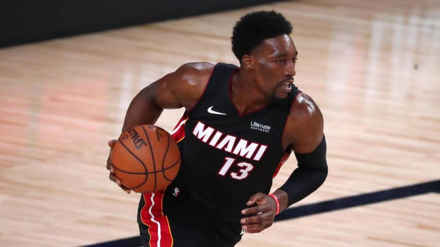 El Heat pacta extensión de contrato con Bam Adebayo