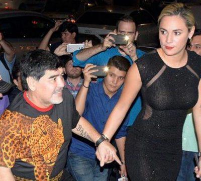 Expareja de Maradona Rocío Oliva, denuncia que le impidieron ingresar al velatorio
