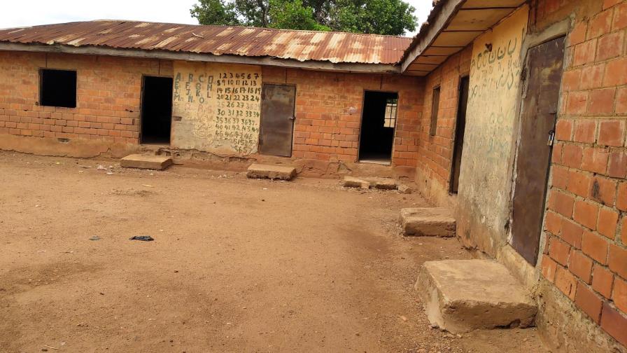 Liberan a alumnos secuestrados hace 3 meses en Nigeria