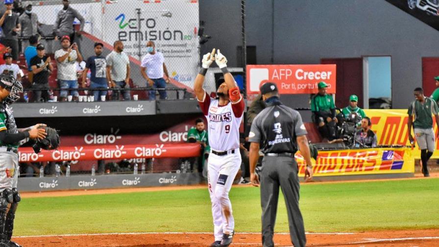 Los Gigantes vuelven a vencer a las Estrellas y juegan para .500 por primera vez