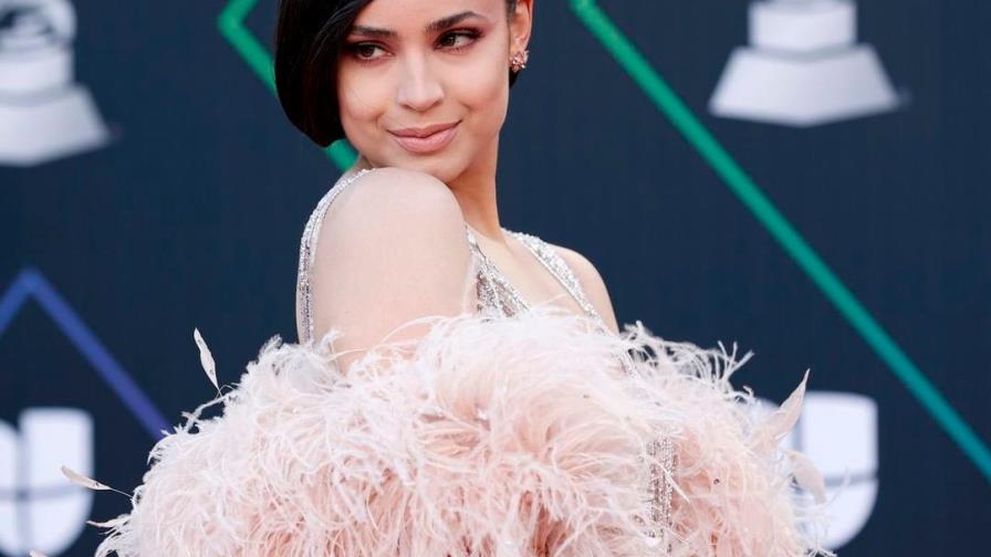 Los vestuarios más deslumbrantes de la alfombra de los Grammy Latinos
