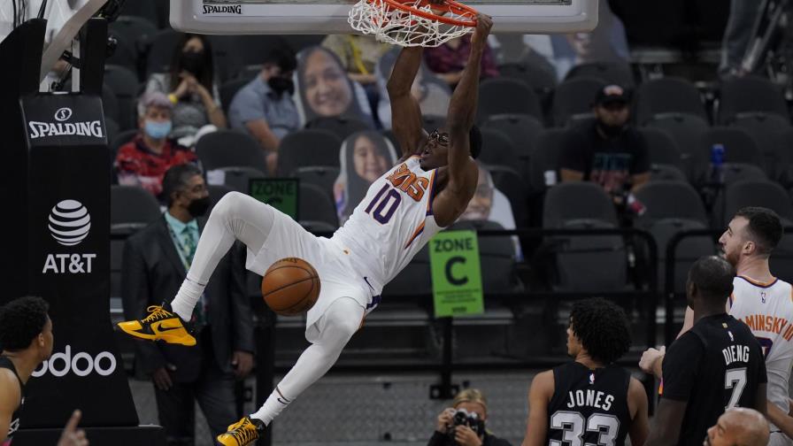 Moore luce por Suns, que buscan cima de la Oeste, ante Spurs