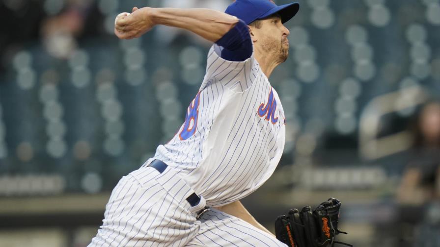 DeGrom vuelve con éxito; Mets vencen a Rockies