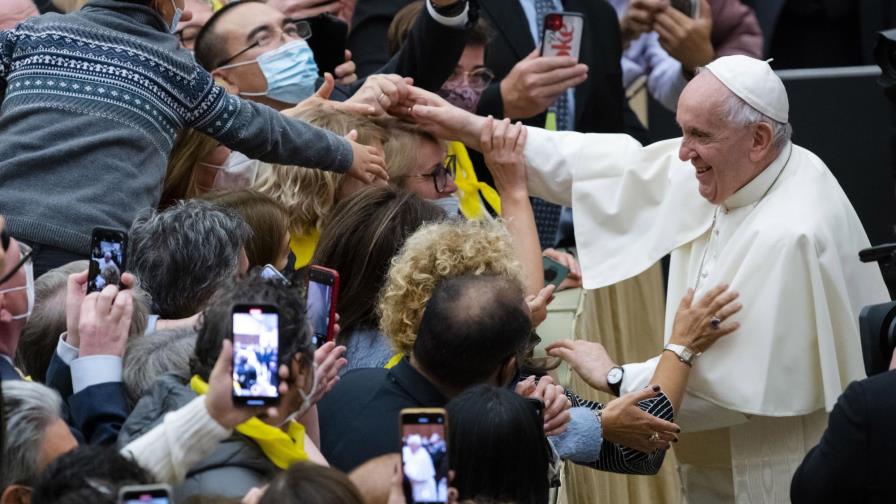 Papa exhorta a Europa a recibir e integrar a los migrantes