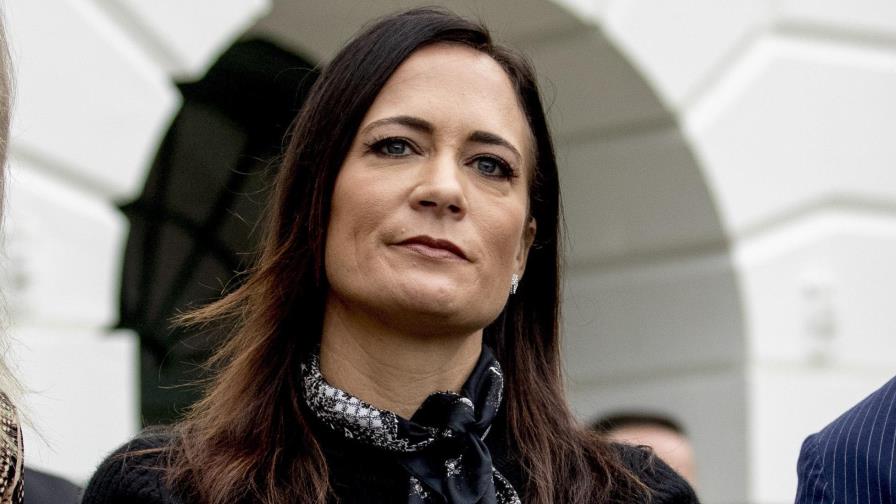 Secretaria de prensa de la Casa Blanca deja el puesto