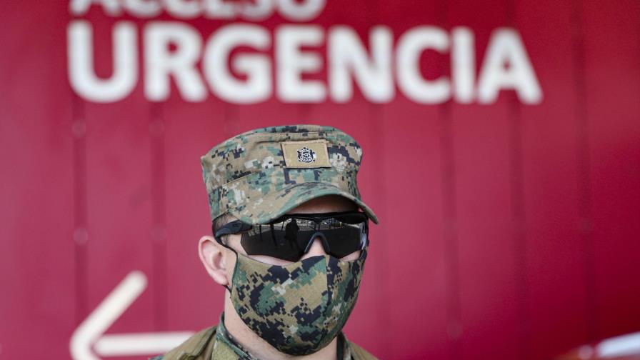 Capital chilena tiene ocupado 85% del cuidado intensivo