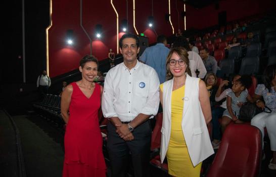 Distribuidora Corripio premia el mérito escolar Distribuidora Corripio premia el mérito escolar