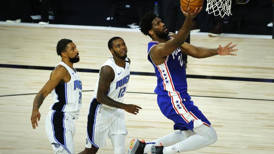 Harris y Embiid lideran el triunfo de los 76ers ante Magic