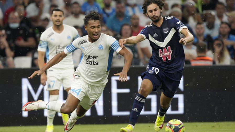 Marsella deja ir ventaja y empata 2-2; Bosz cae con Angers