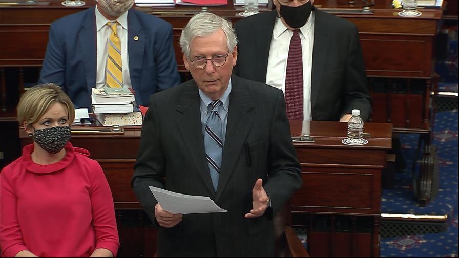 McConnell arremete contra Trump por ataque al Capitolio