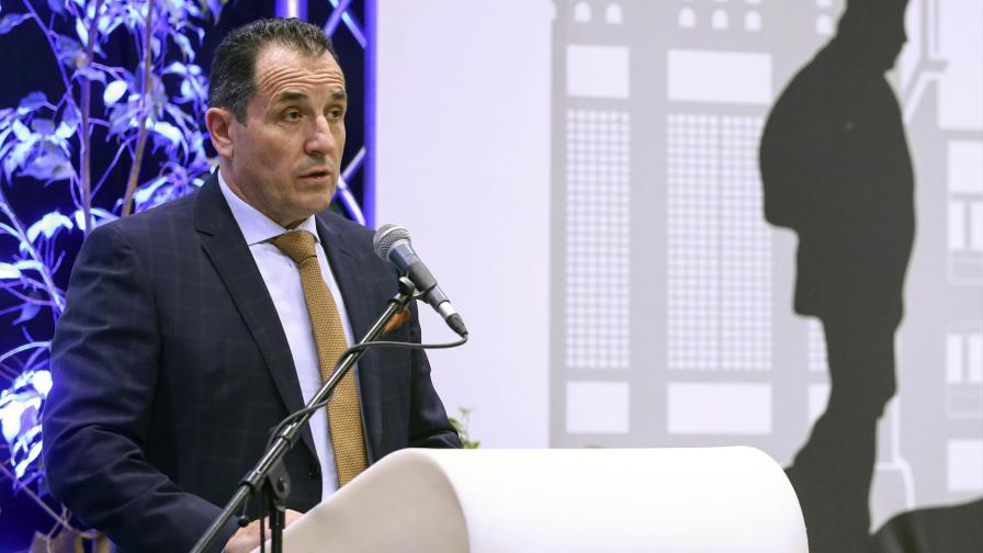 Acusan de corrupción al ministro de Seguridad de Bosnia