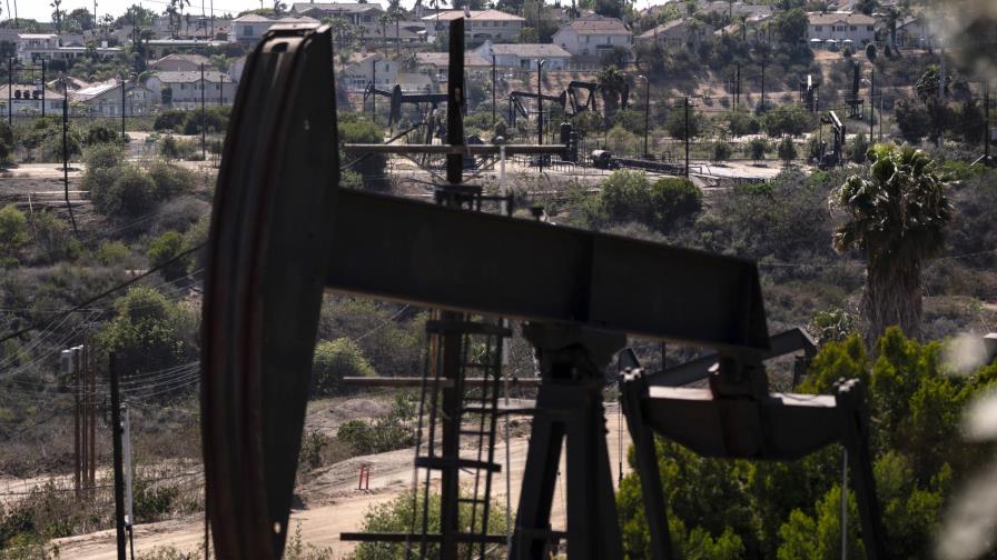 California propone prohibir pozos petroleros cerca viviendas