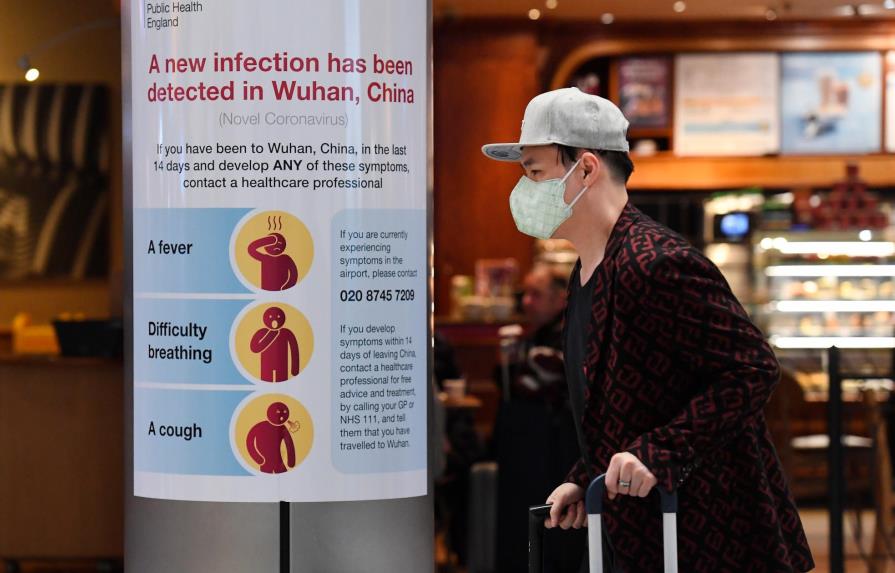 Se elevan a 41 las muertes por coronavirus en China, con 1,287 infectados