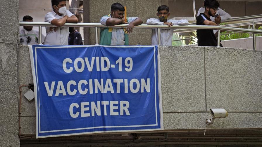 Desconciertan restricciones COVID para viajar a Gran Bretaña