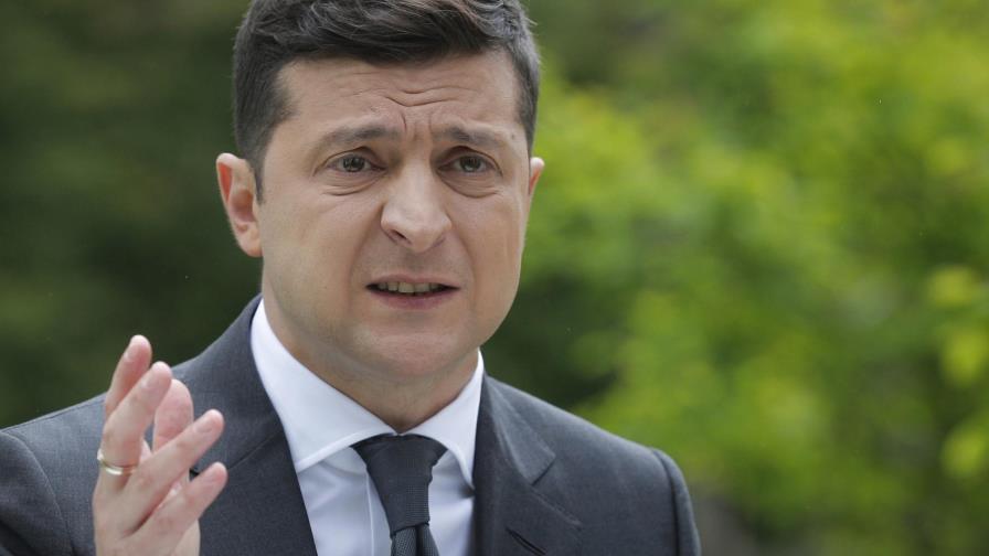Ucrania investiga grabaciones con expresidente y Biden
