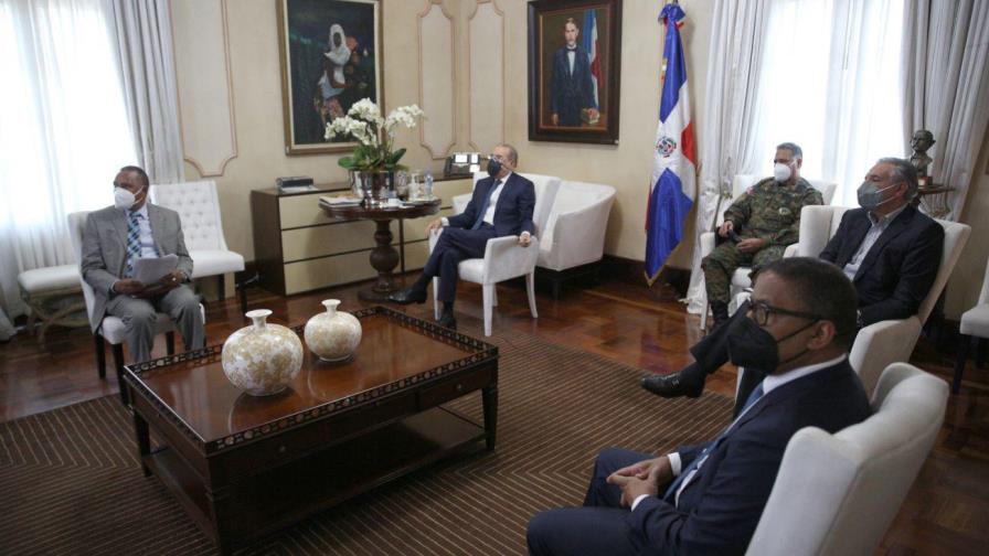 Gobierno dice está listo “para cualquier eventualidad ante potencial ciclón tropical” Gobierno dice está listo “para cualquier eventualidad ante potencial ciclón tropical”