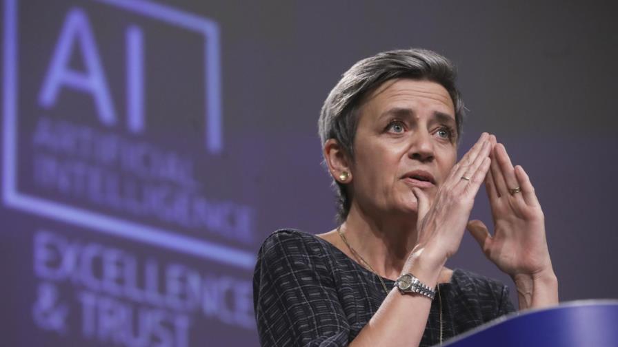 La UE presenta plan para regular la inteligencia artificial