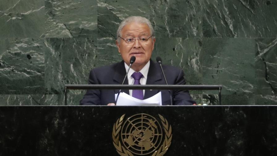 El Salvador: Acusan de corrupción a Sánchez Cerén