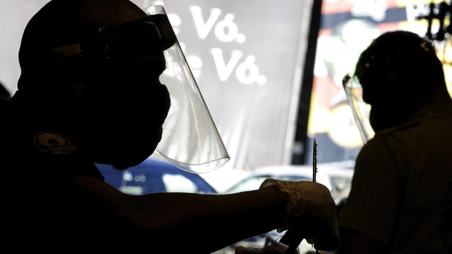 Brasil inicia nuevo ensayo de vacuna contra coronavirus