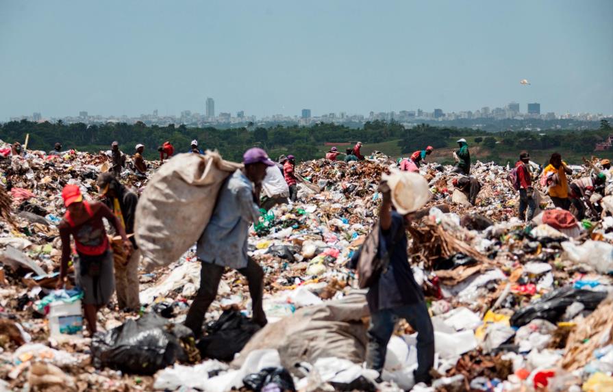 Medio Ambiente inicia los trabajos de implementación de la Ley de Residuos