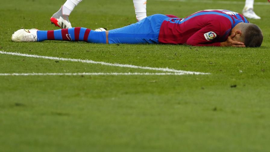 Hinchas del Barça increpan a Koeman tras victoria del Madrid