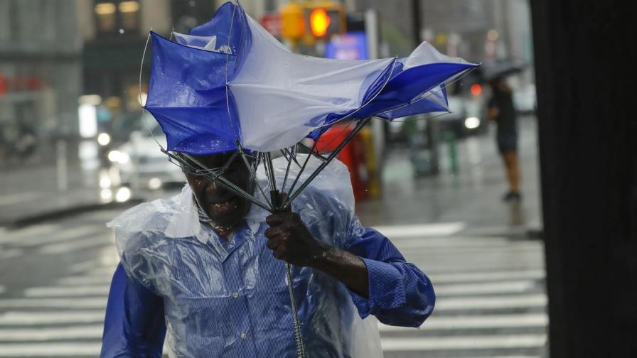 Cierran playas en Delaware por tormenta tropical Fay