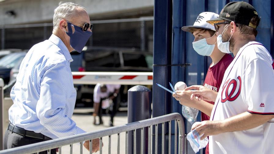 Manfred confía en completar campaña pese a coronavirus