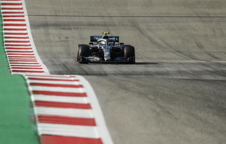 Lewis Hamilton largará quinto en Texas en busca del título Fórmula Uno