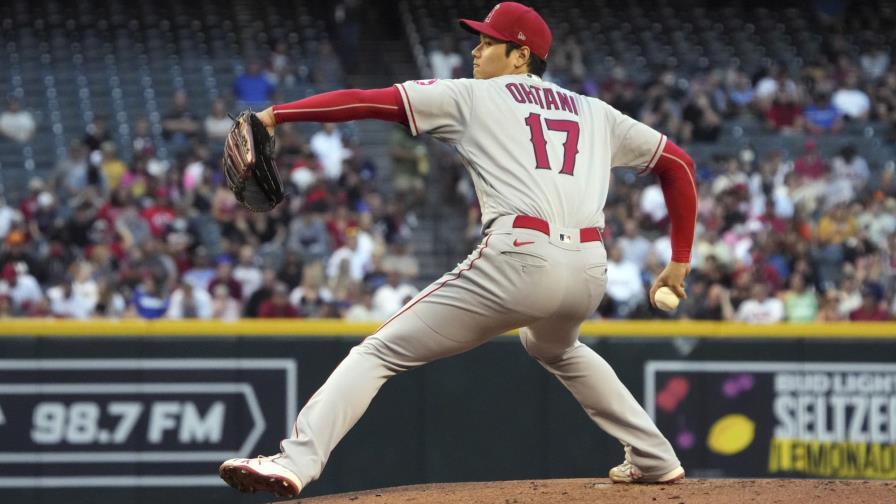 Ohtani brilla en lomita y plato, Angelinos superan a Arizona