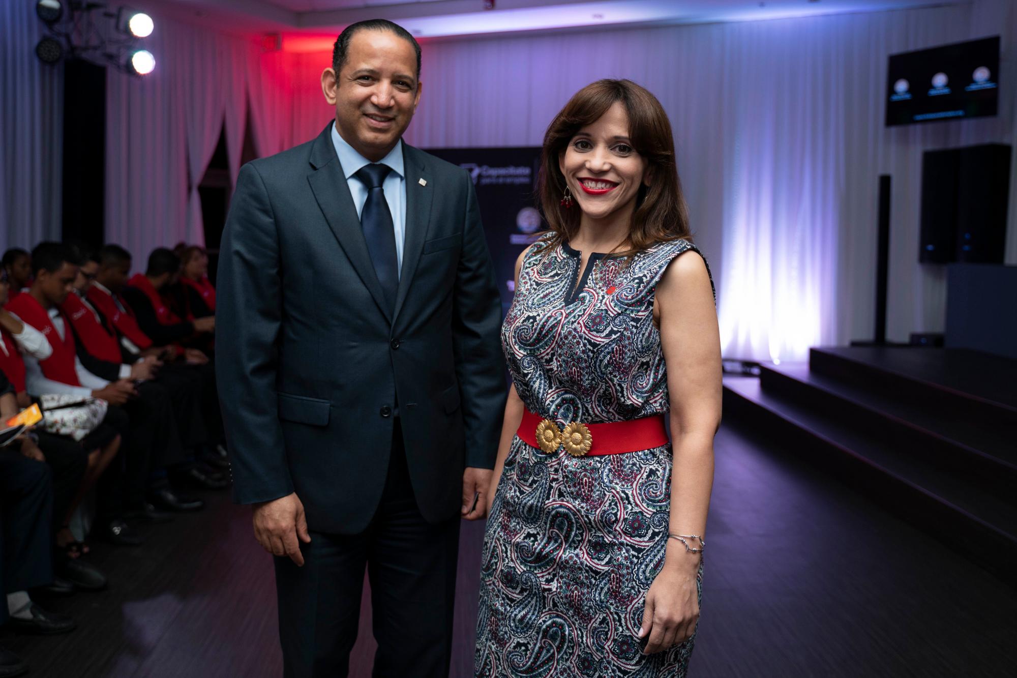 Víctor Hilario y Tammy Vásquez.