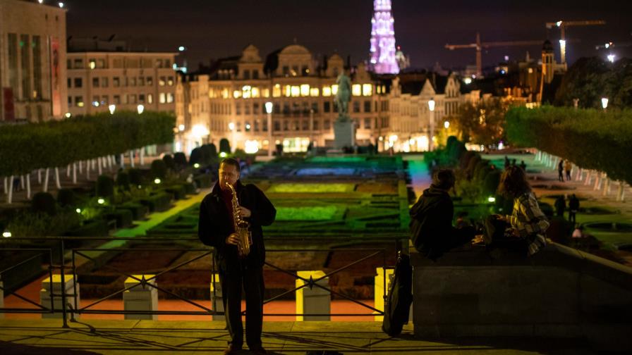 Empiezan nuevas restricciones contra el virus en Bélgica