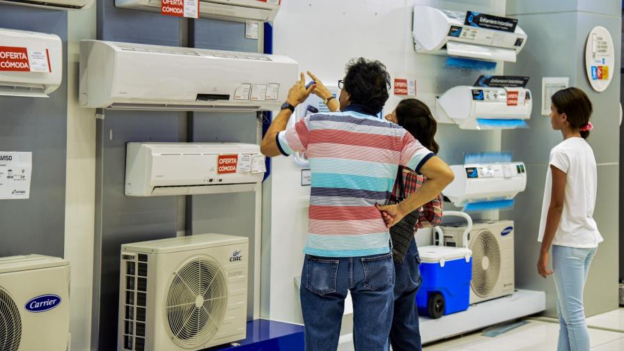 Inflación y retrasos en las cargas se anticipan a ventas de fin de año Inflación y retrasos en las cargas se anticipan a ventas de fin de año