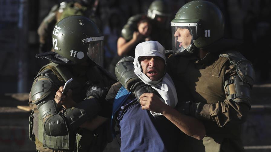 Ministro del Interior chileno anuncia reforma a la policía