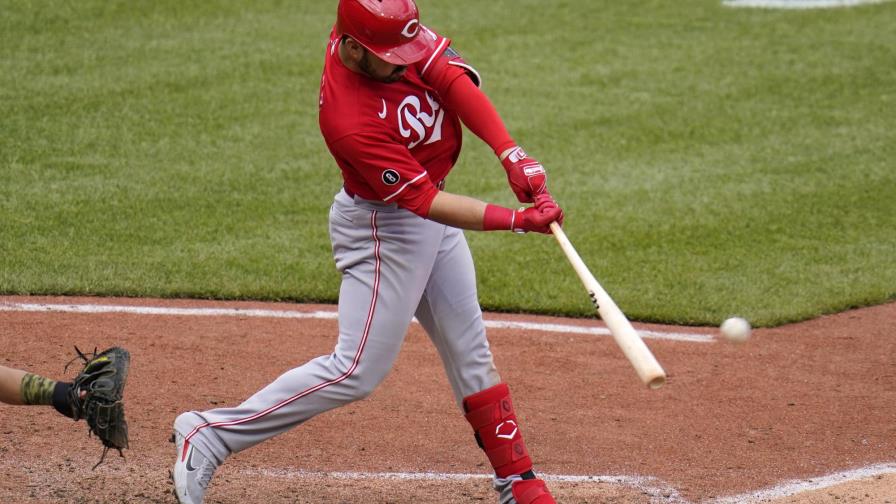 Rojos anotan 4 en la 10ma para vencer a Piratas