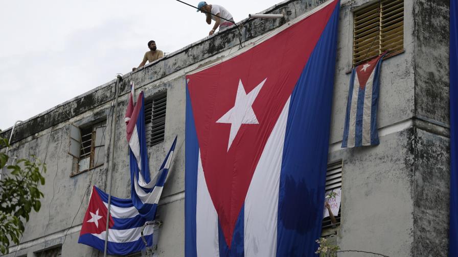 Cuba: grupos progubernamentales impiden marcha a dramaturgo