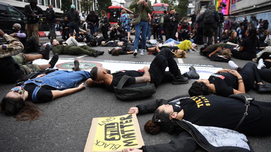 Dimite jefe policial de Rochestertras críticas por muerte de hombre negro