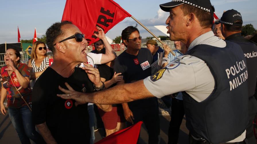 Juez brasileño ordena la liberación del expresidente Lula