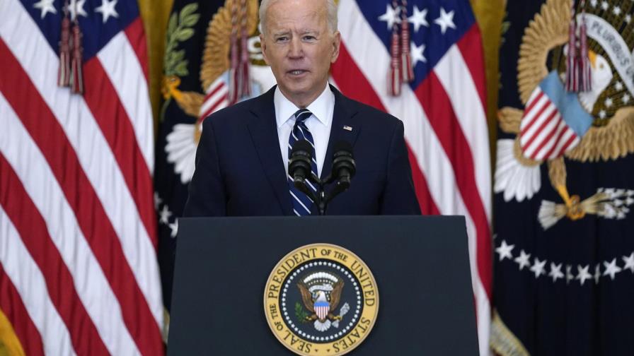 Biden promete 200 millones de vacunados en 100 días