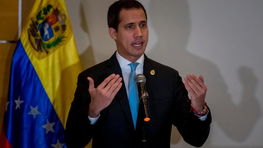 Guaidó dice militares pueden hacer menos traumático “inevitable” cambio en Venezuela