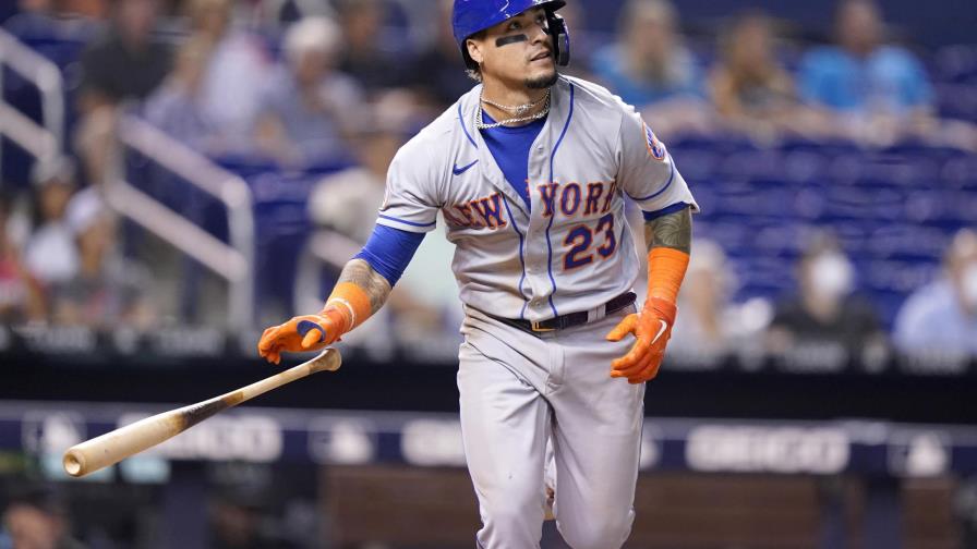 Báez batea jonrón en la 8va; Mets se imponen a Marlins
