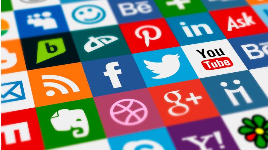 La crítica política al contrario genera el doble de interacciones en redes