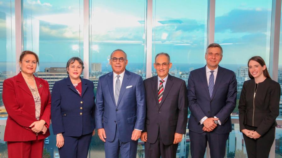 Banco Atlántico designa a Emilio Hasbún como presidente del Consejo de Administración