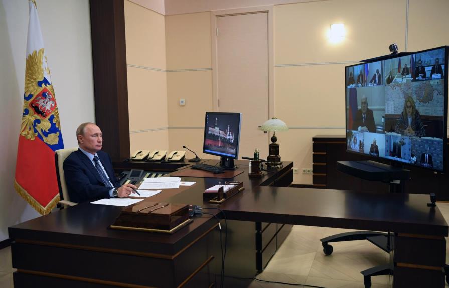 La pandemia empieza a ceder en Rusia, dice Putin